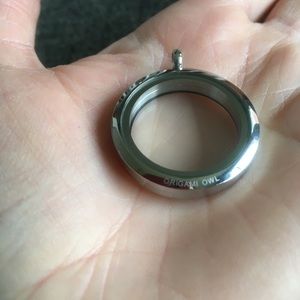 Origami Owl Jewelry - Origami Owl Large Silver Locket Origami Owl Jewelry - Origami Owl Large Silver Locket